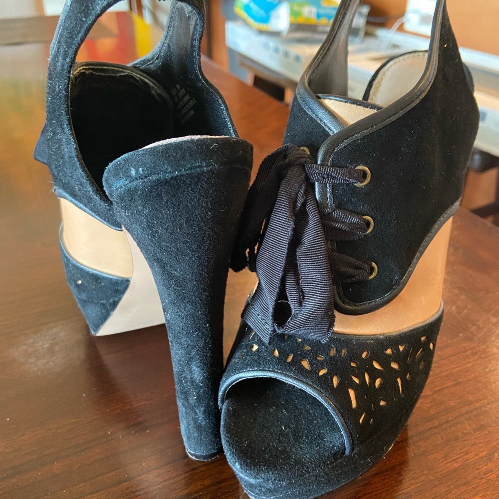Kurt Geiger lace up peep toe platform heel